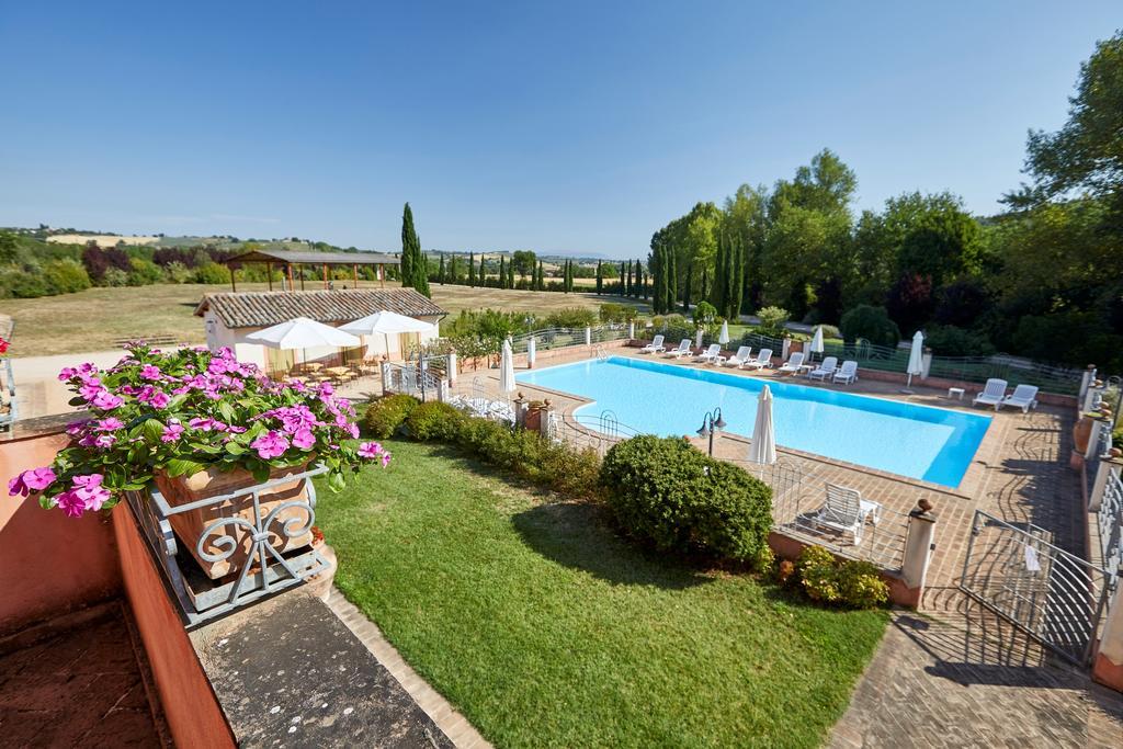 Agriturismo Il Molino Antico - 5 Girasoli สโปเลโต ภายนอก รูปภาพ