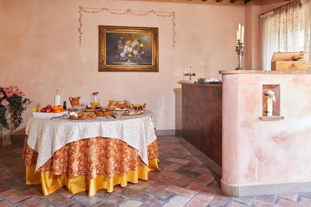 Agriturismo Il Molino Antico - 5 Girasoli สโปเลโต ภายนอก รูปภาพ
