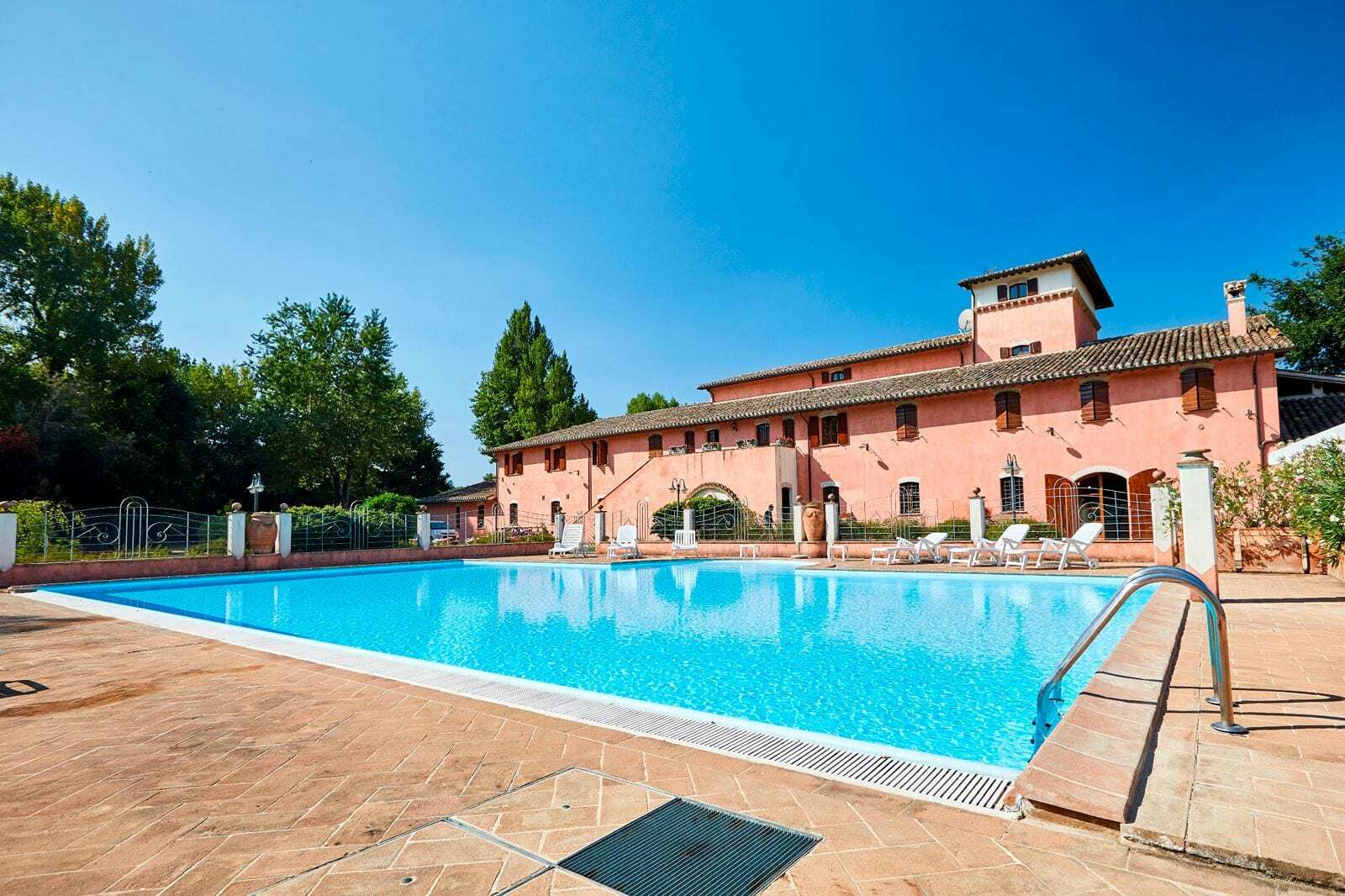 Agriturismo Il Molino Antico - 5 Girasoli สโปเลโต ภายนอก รูปภาพ